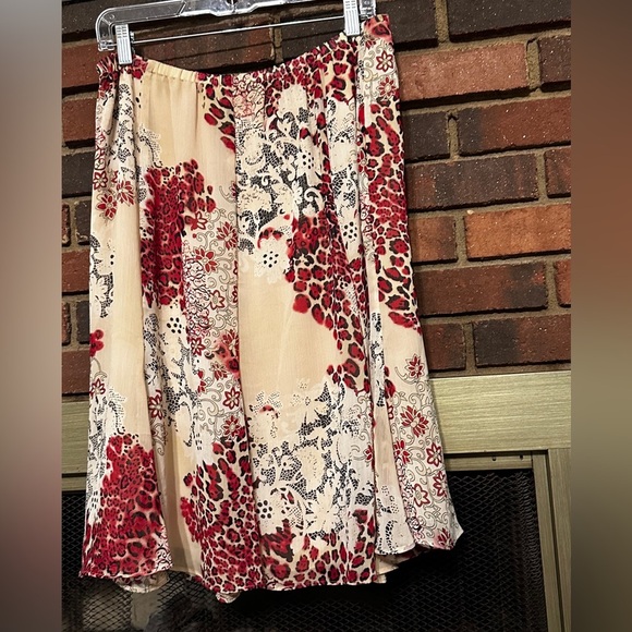 🛍️Polyester floral skirt with lining Size 14 - Picture 4 of 9
